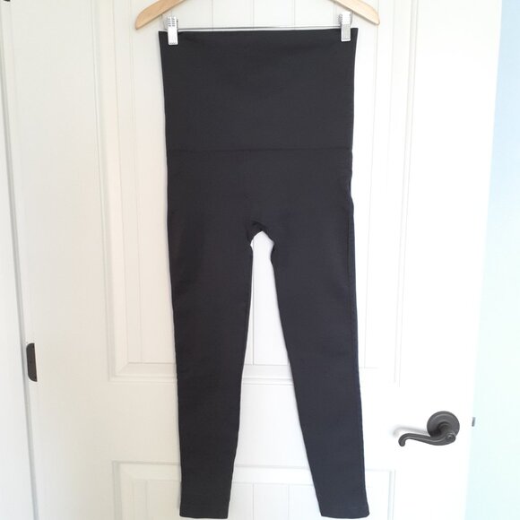 Belly Bandit Mother Tucker® Postpartum Compression Leggings in Steel Gray Size M - Picture 8 of 8